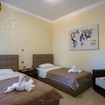Paradice Hotel Luxury Suites-Near Zorbas Beach-Free Breakfast Stavrós Extérieur photo